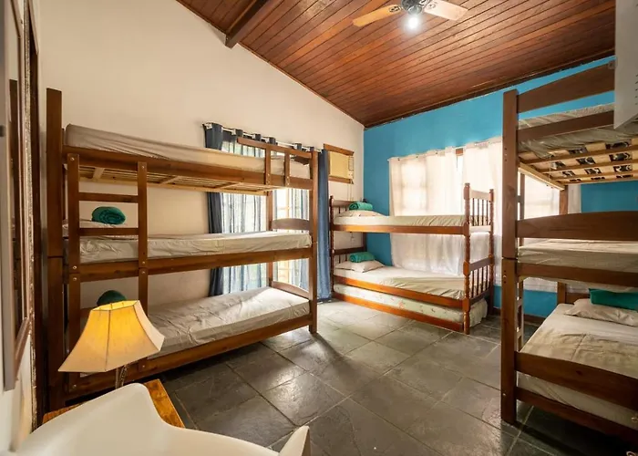 Hostel Papagaio