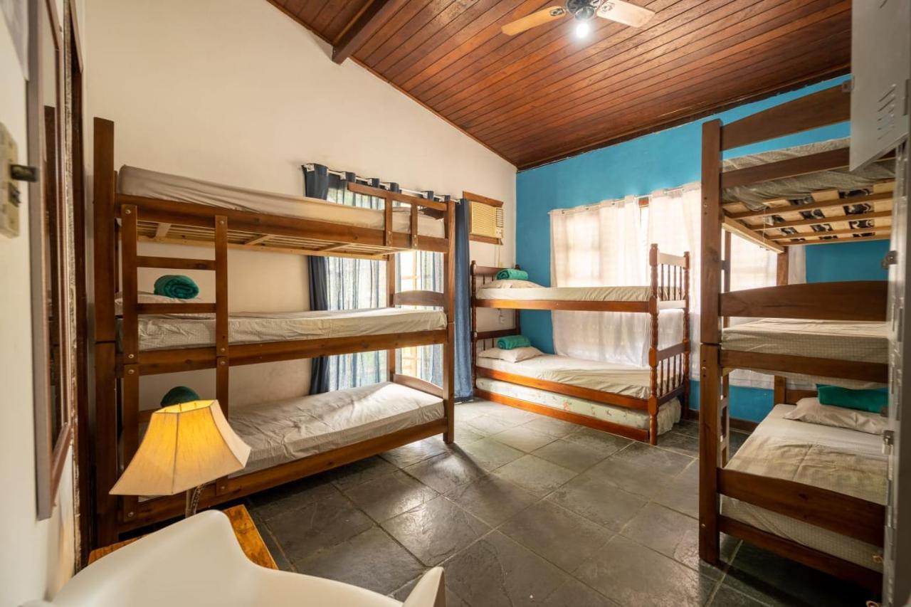 Papagaio Hostal *